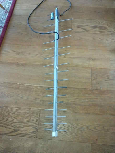 Photo of free TV aerial (Wallands Park BN7) #4