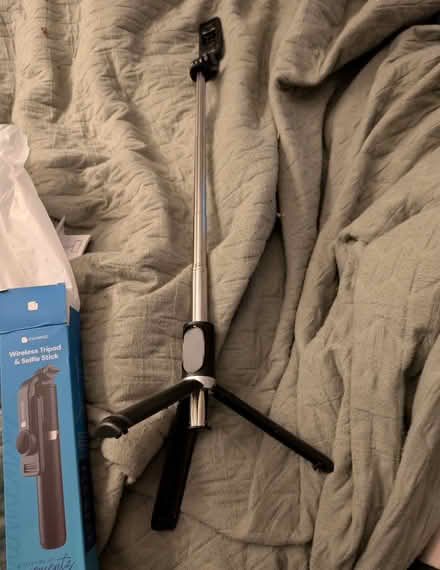 Photo of free 1 x selfie stick/ tripod (Manchester M19) #4