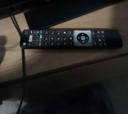 Photo of free 43 inch TV with remote control (Watford WD18) #2