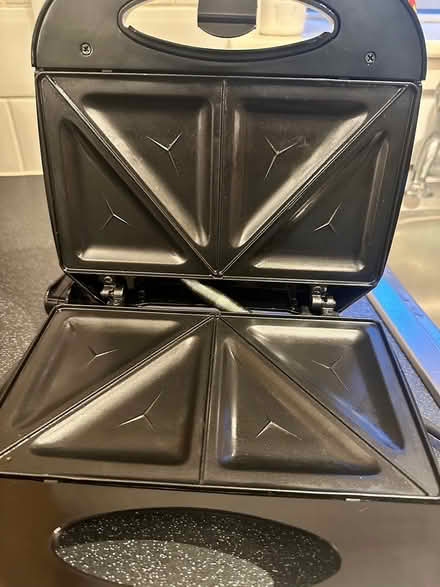 Photo of free mini toaster (Foxbar,PA2) #2