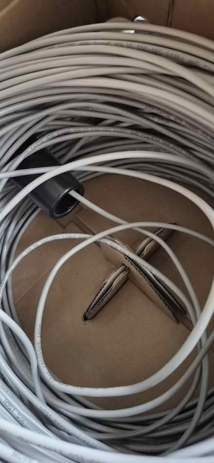 Photo of free Electric cable (CR2 8) #3