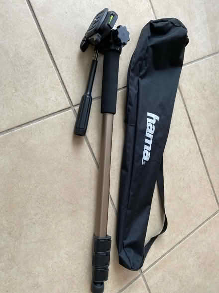 Photo of free Extending monopod (Benslow SG4) #1