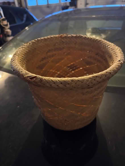 Photo of free Wicker basket (Far West side of Danbury) #1