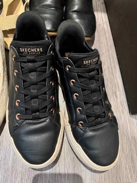 Photo of free Woman shoes UK size 7 (SL9 8EL) #4