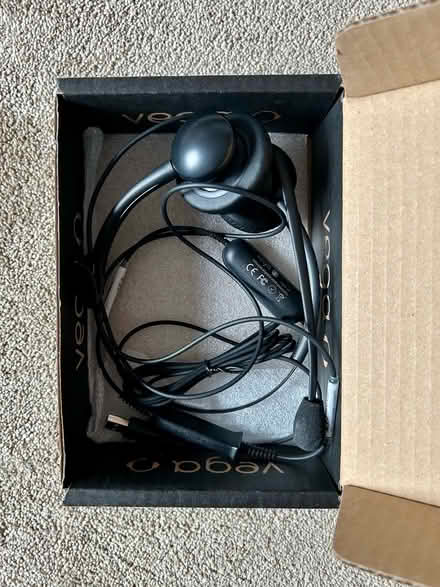 Photo of free Vega usb headset with microphone (South Acton, W4) #2