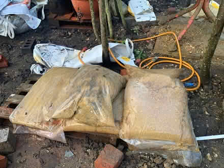 Photo of free Crazy paving/hardcore 4 bag ballast (aldershot GU12) #2
