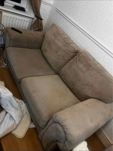 Photo of free Cream sofas (Gateshead NE9) #1