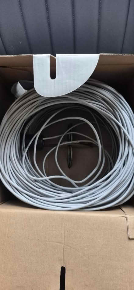 Photo of free Electric cable (CR2 8) #1