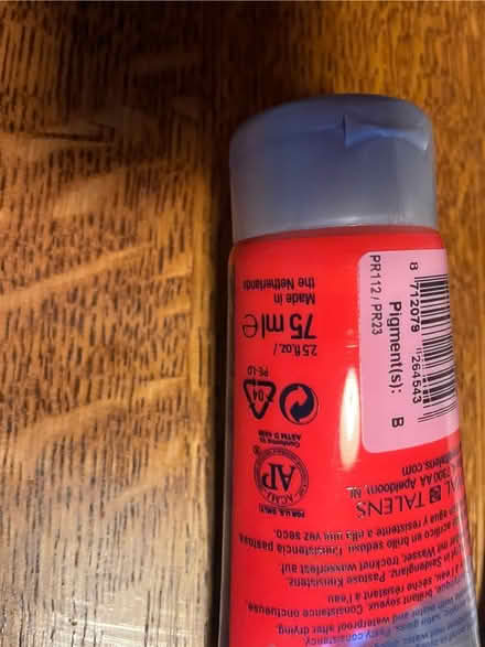 Photo of free Acrylic art paints (Wollaton NG9) #1