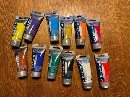 Photo of free Acrylic art paints (Wollaton NG9) #2