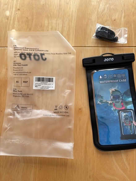 Photo of free Underwater phone case (Downtown Sunnyvale) #1