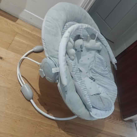 Photo of free Baby seat (NW9) #2