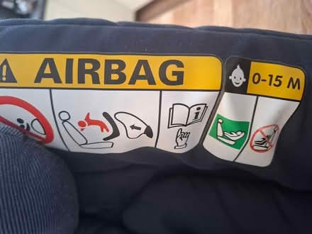 Photo of free Childs car seat 0-15 months (BA2) #3