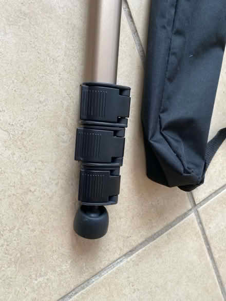 Photo of free Extending monopod (Benslow SG4) #3