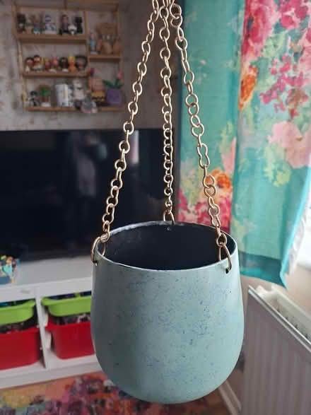 Photo of free Hanging plant pot, Old Woking (Woking, GU22) #1
