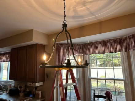 Photo of free country chandelier (Mayfair Place, Crofton) #1