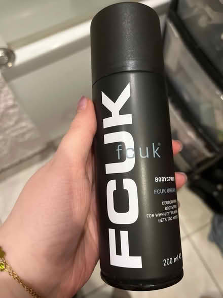 Photo of free body spray (SK1, central stockport) #1