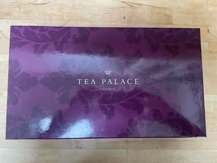 Photo of free (Empty) tea palace box and tins (Ealing W13) #1
