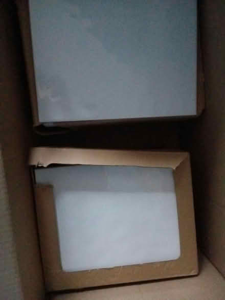 Photo of free White tiles (Anniesland) #1
