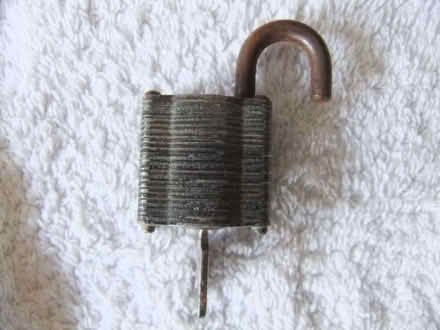 Photo of free Small padlock (Abingdon-on-Thames OX14) #2