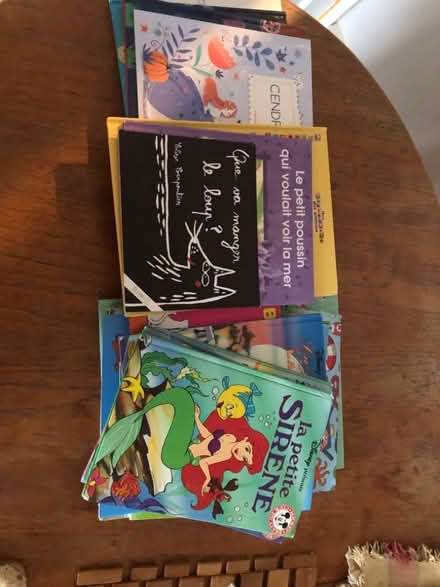 Photo of free Children’s French books (King's Hedges Ward CB4) #2
