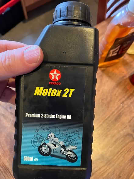Photo of free 2 botles of 2 stroke motor oil (Berkhamsted HP4) #2