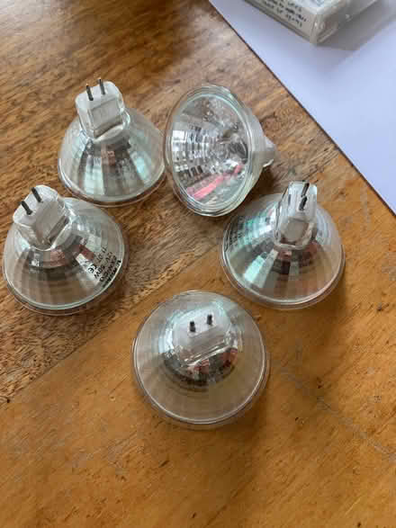 Photo of free 5 Halogen lightbulbs (Berkhamsted HP4) #1