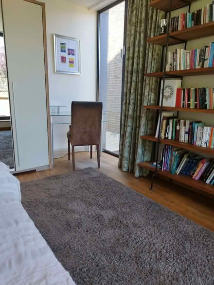 Photo of free Large wardrobe/cupboard (Twickenham TW2) #1