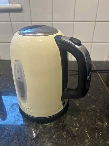 Photo of free Kettle (broken lever) (Se5 7RW) #1