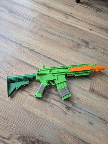 Photo of free Toy gun (Old heath road CO2) #1