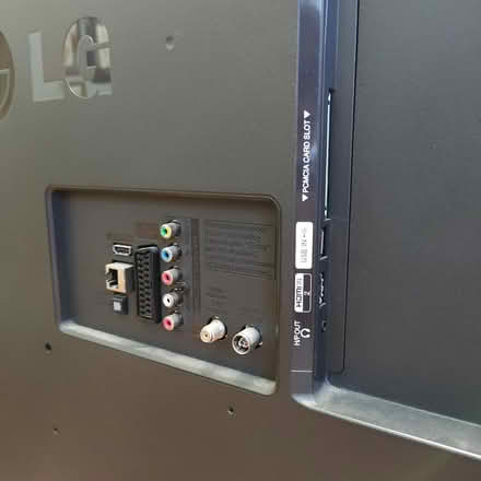 Photo of free 42" Freeview HD LED TV (Heanor DE75) #3