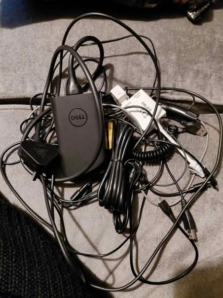 Photo of free Cables (Chaddesden DE21) #1