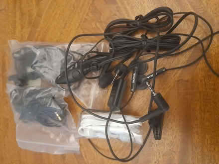 Photo of free Earphones (GU12) #1