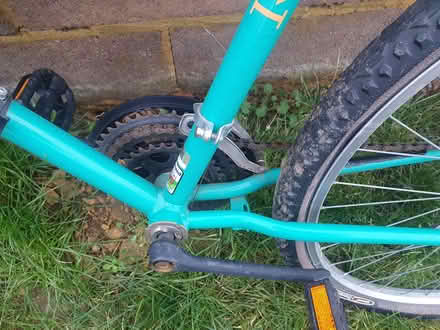 Photo of free Adult men's bike - tires deflated (Maidenhead, SL6 4) #4