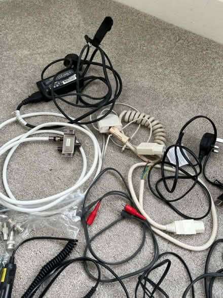 Photo of free Various wires & connecters (Manchester M20) #1
