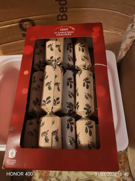 Photo of free Christmas crackers (Collier row RM5) #1