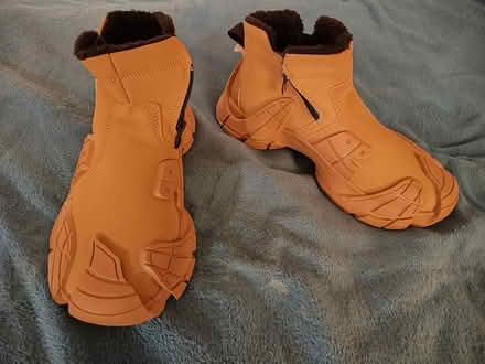 Photo of free New waterproof boots (Snohomish, (Clearview)) #3