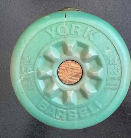 Photo of free Hand weights (2 x 1.1kg/2.5lbs disks on a short bar) (Becontree RM8) #1