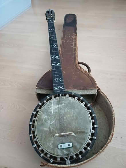 Photo of free Banjo - to repair/restore (IP4) #1