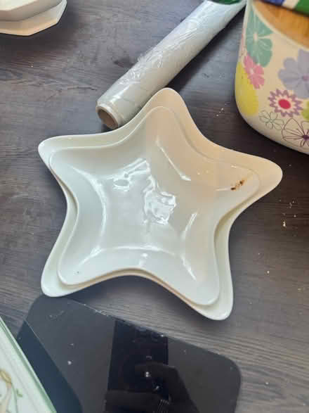 Photo of free Two star plates (Dawlish Devon EX7) #1