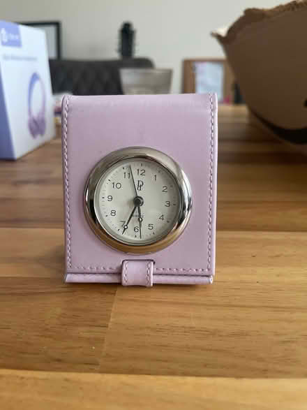 Photo of free Stand up Quartz clock- not working (Muswell Hill N10) #1