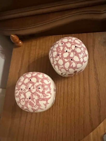 Photo of free Cube salt and pepper shakers (Malden) #2