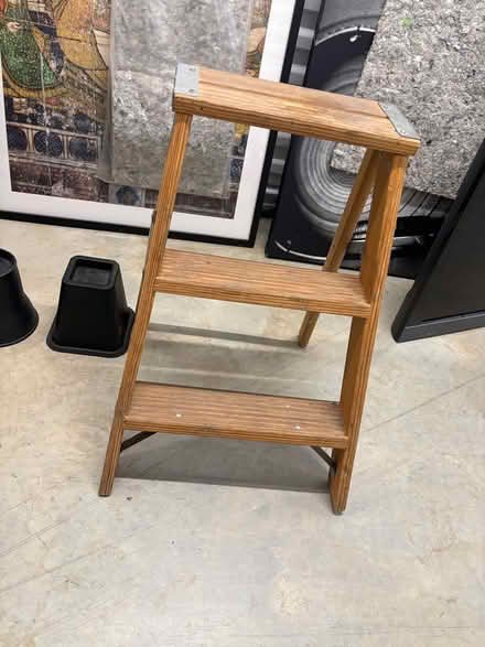 Photo of free Bed risers (Central District) #2