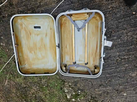 Photo of free Suitcase with wheels (Baldock) #3