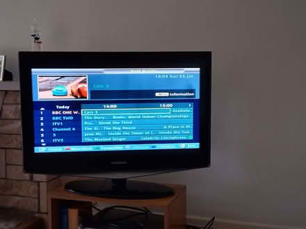 Photo of free Samsung Slimline 32" TV With Swivel Stand (Warminster BA12) #1