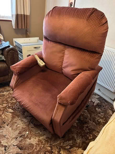 Photo of free Riser/recliner (Stanwell Village TW19) #1