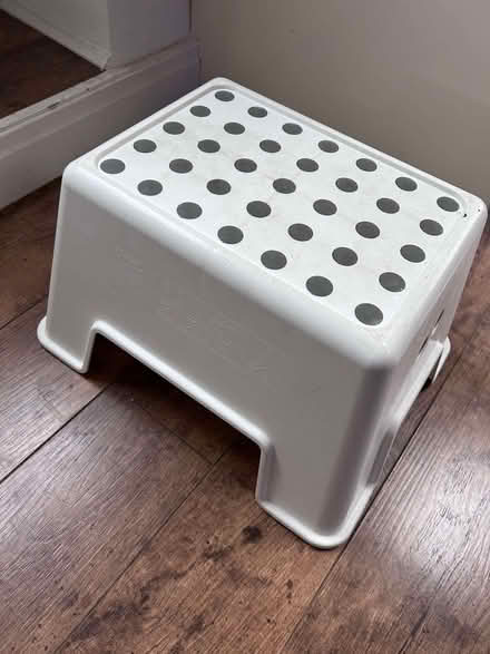 Photo of free Small stool (Sydenham SE26) #1