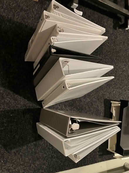 Photo of free Ardmore, 3-ring binders (Haverford Township) #1