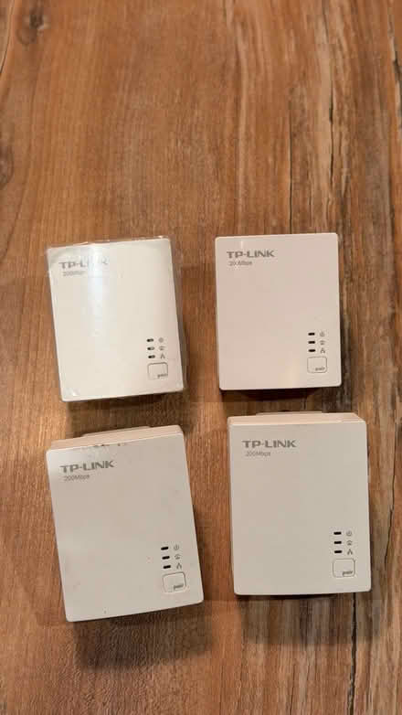 Photo of free 4 Powerline Ethernet adapters (Wickford/Runwell SS11) #1