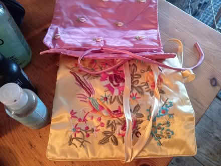 Photo of free Make up and toiletries (Lower Morden SM4) #2